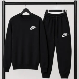 Μαύρο Σετ Φόρμας Nike με Logo – Φούτερ λαιμοκοψη & Παντελόνι