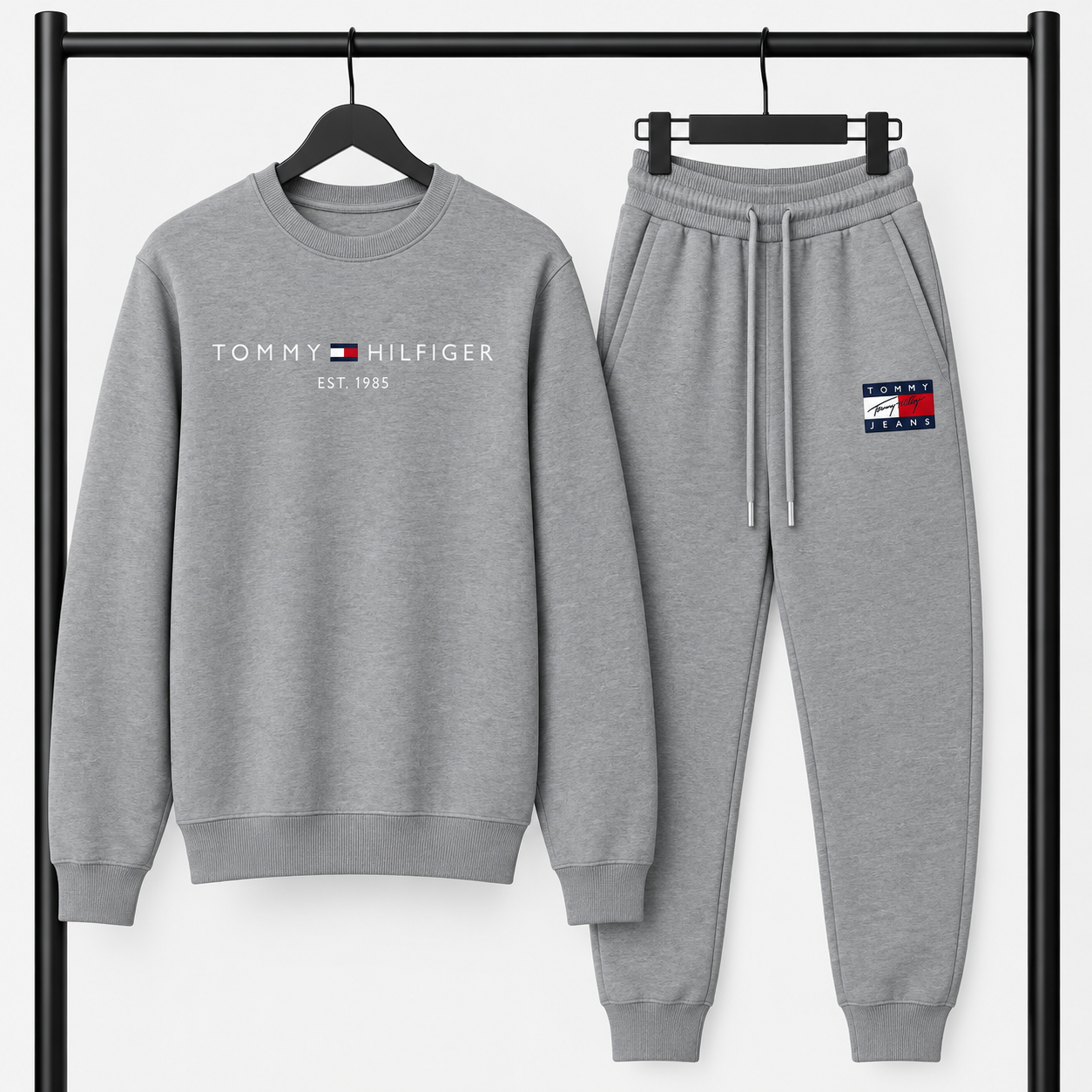 Γκρι Σετ Φόρμας Tommy Hilfiger Est. 1985 με Logo – Φούτερ λαιμοκοψη & Παντελόνι